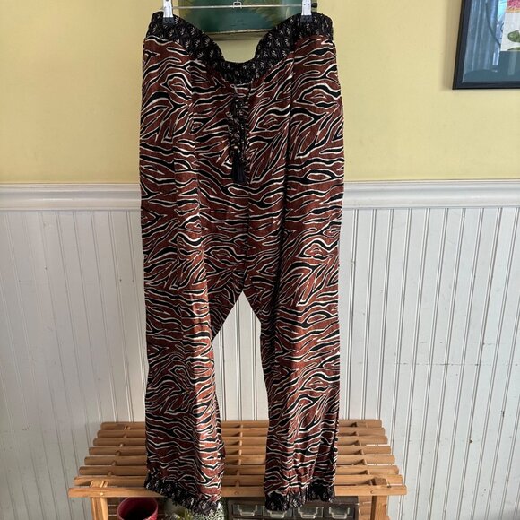 Classic Concepts Womens 2XL Zebra Print Elastic Waist Pants 100% Viscose - Picture 1 of 8
